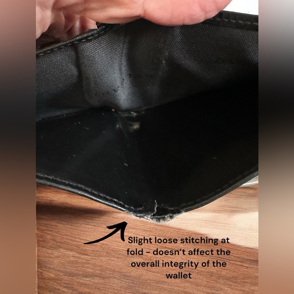 Bvlgari Black Leather Mens Bifold Wallet - Picture 10 of 11